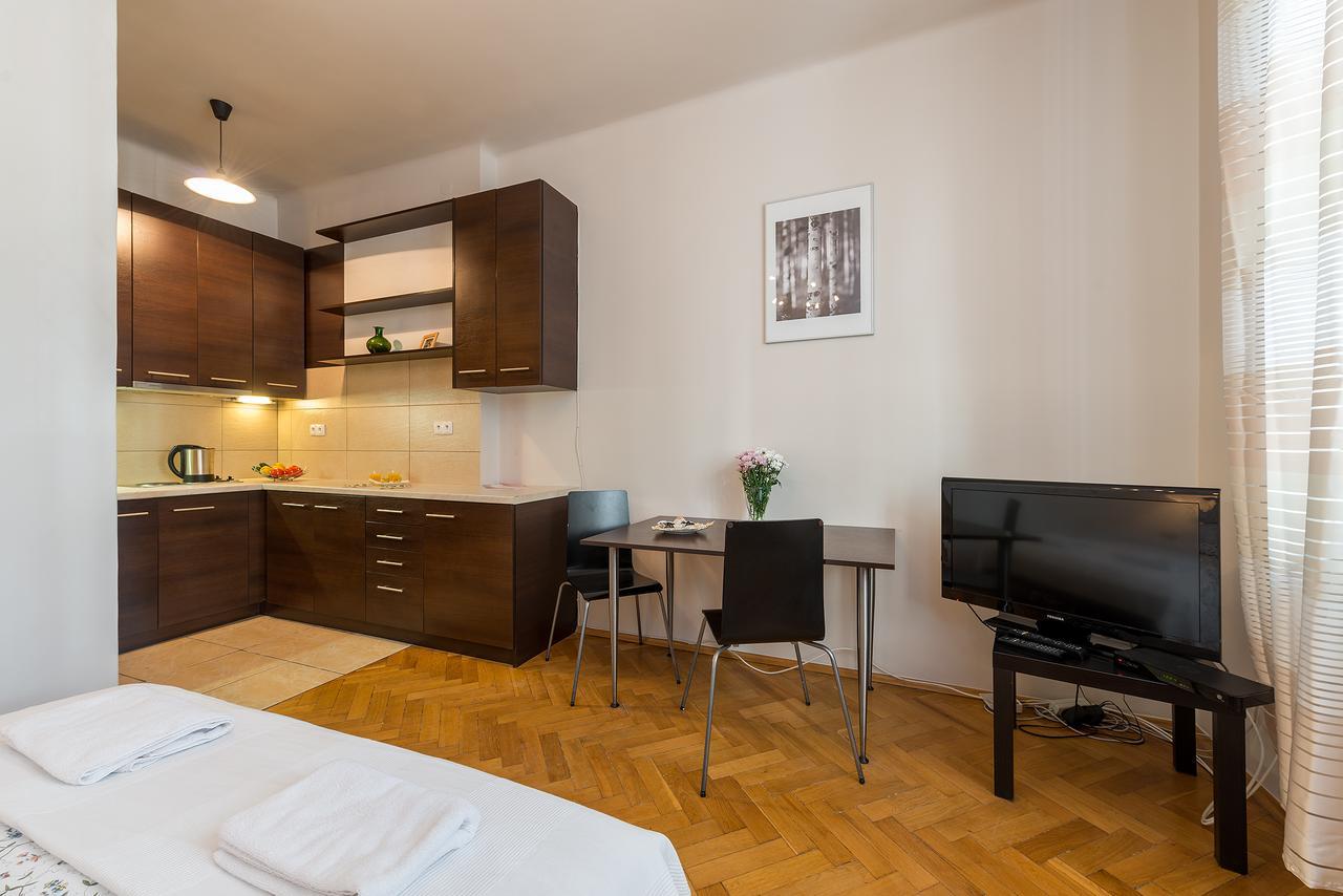Old Town P&o Serviced Appartement Warschau